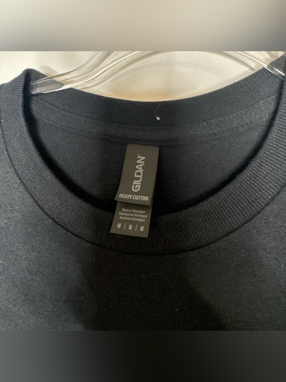 Gildan Black Heavy 100% Cotton Crewneck Tee Happy New Year graphic size Md - Picture 2 of 4